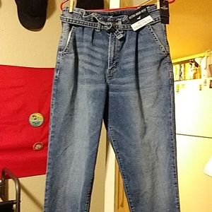 Hollister California